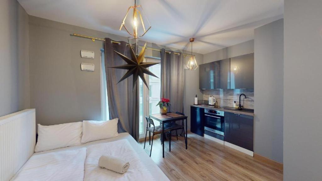 Wroapart-Pl Prince Witold Apartments By The River - 500 Steps To Market Square Вроцлав Екстер'єр фото
